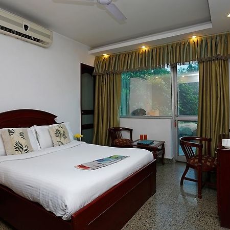 Oyo 367 Hotel Forest Green New Delhi Exterior foto