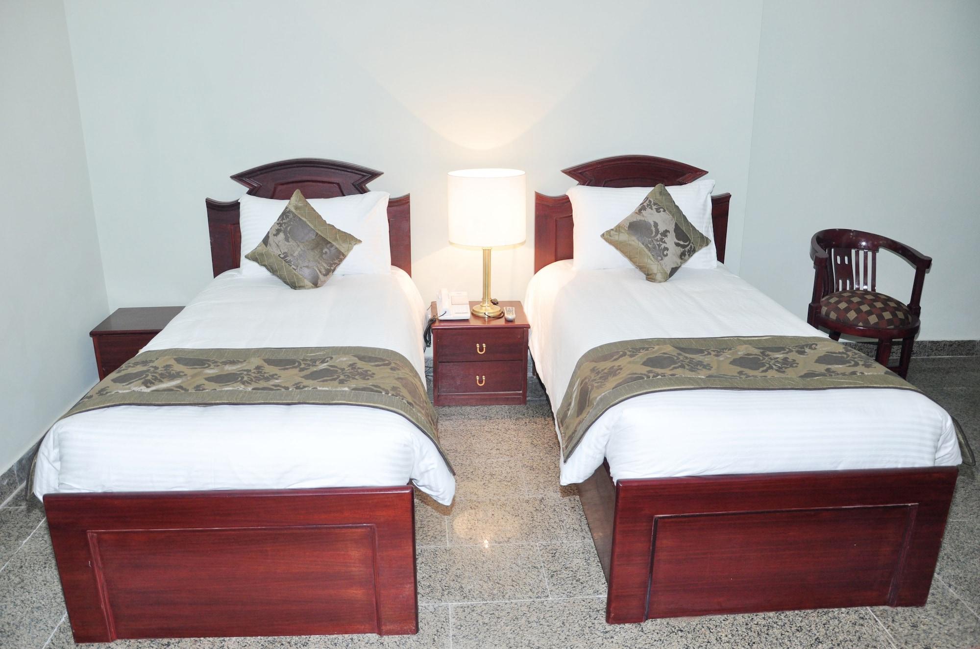 Oyo 367 Hotel Forest Green New Delhi Exterior foto