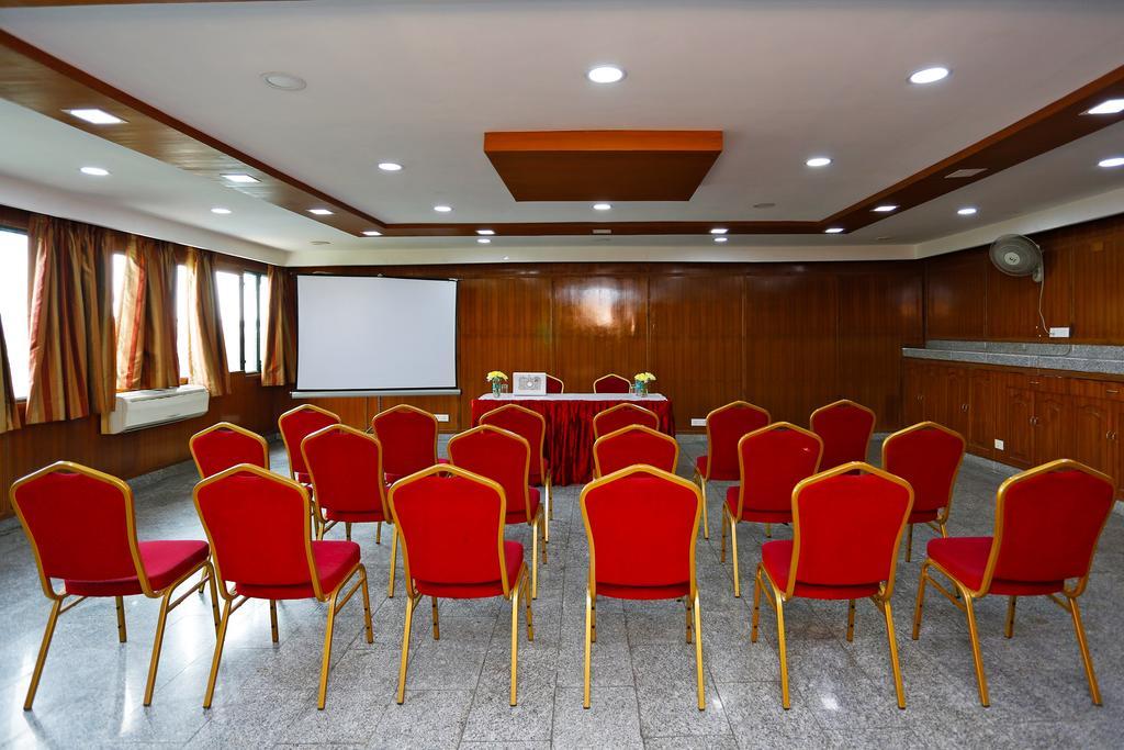 Oyo 367 Hotel Forest Green New Delhi Exterior foto